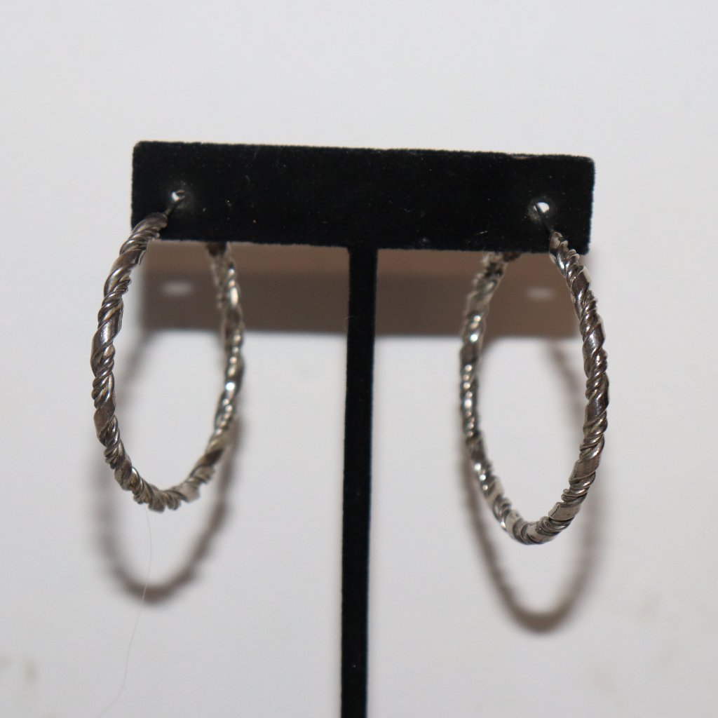 Beautiful Twisted Silver Hoop Earrings 175 Tall 7$